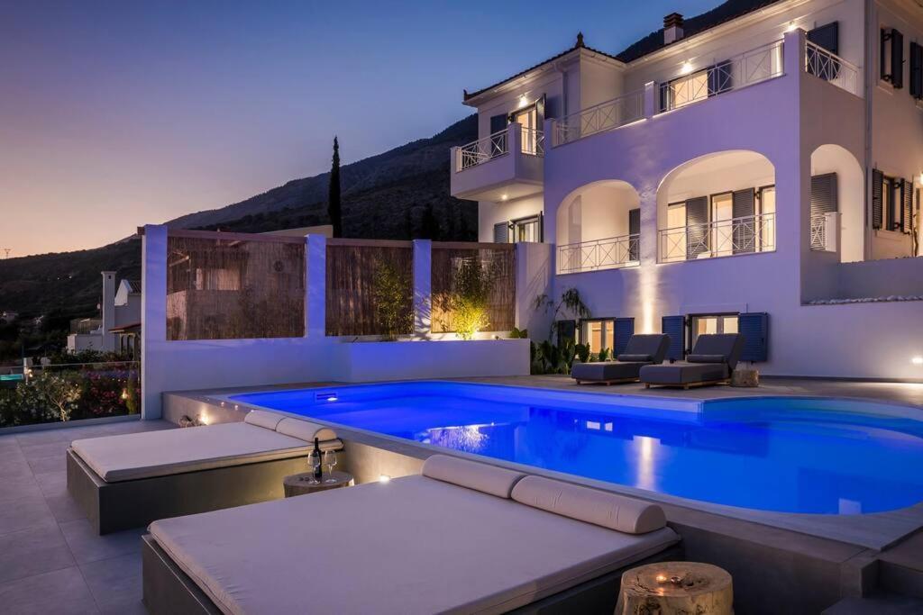 Lourdas White Villa Lourdata  Exterior photo